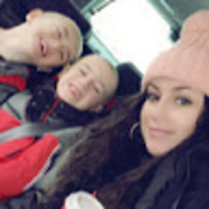 Meet your Posher, Em